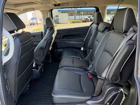 Certified 2026 Honda Odyssey Elite image 15