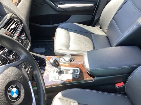 Used 2017 BMW X3 sDrive28i w/ Premium Package 3 RWD image 32