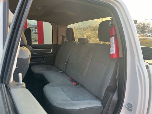 Used 2019 RAM 2500 Big Horn image 25