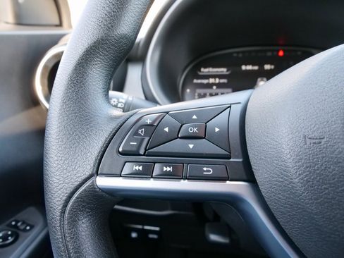 Used 2021 Nissan Kicks SV image 22