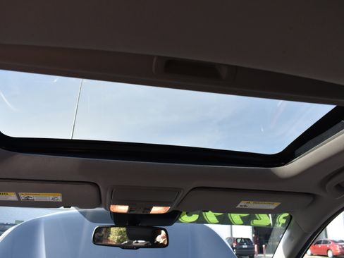 Certified 2022 Honda CR-V Touring image 30