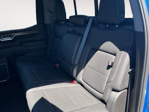 Used 2022 Chevrolet Silverado 1500 LT Trail Boss w/ LT Trail Boss Premium Package image 6