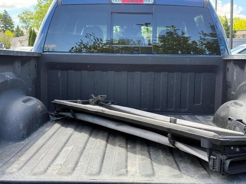 Used 2022 RAM 1500 Limited w/ Body-Colour Bumper Group AWD/4WD image 5