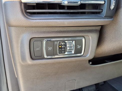 Certified 2023 Lincoln Corsair FWD w/ Equipment Group 101A image 15