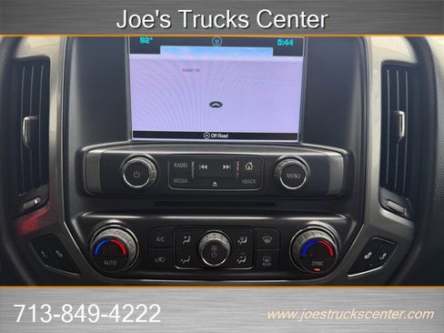 Used 2018 Chevrolet Silverado 2500 LT w/ Midnight Edition AWD/4WD image 16