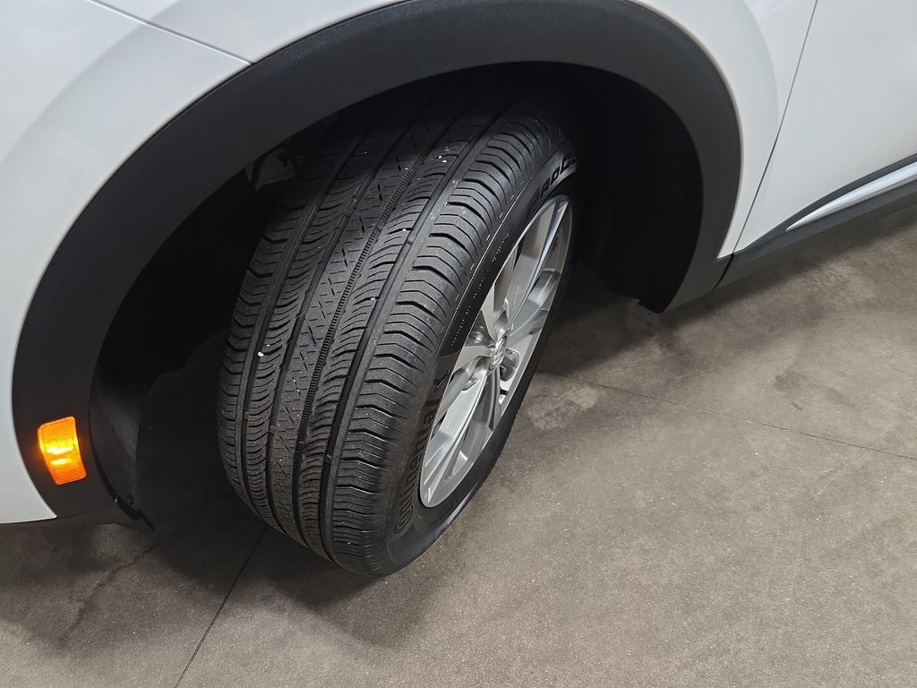 Used 2023 Buick Envision Preferred AWD/4WD image 36