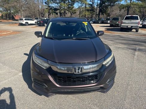 Used 2019 Honda HR-V Touring image 1