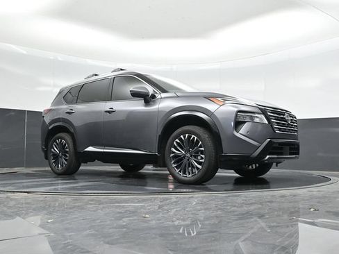 Used 2026 Nissan Rogue Platinum w/ Platinum Premium Package AWD/4WD image 54
