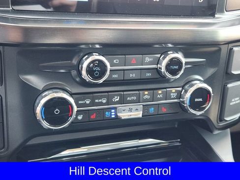 New 2026 Ford F250 Lariat w/ Black Appearance Package AWD/4WD image 19