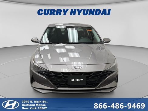 Used 2021 Hyundai Elantra SEL w/ Convenience Package FWD image 8