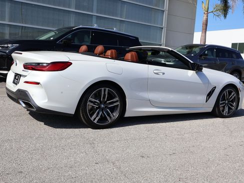 Used 2023 BMW M850i xDrive Convertible image 11