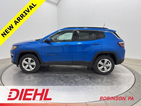 Certified 2019 Jeep Compass Latitude w/ Cold Weather Group image 4