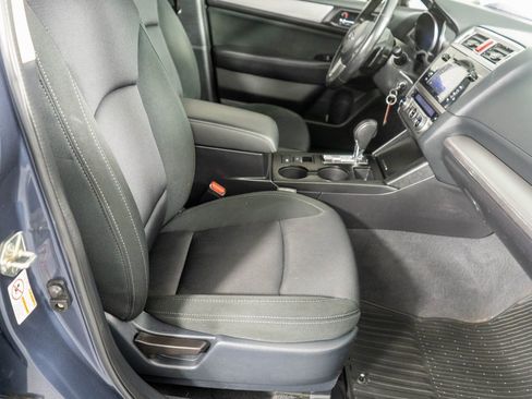 Used 2017 Subaru Legacy 2.5i Premium image 8