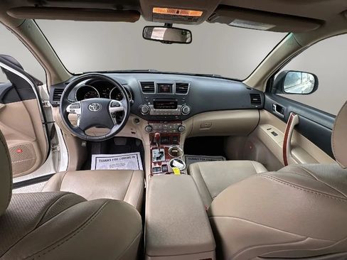 Used 2012 Toyota Highlander Limited FWD image 17