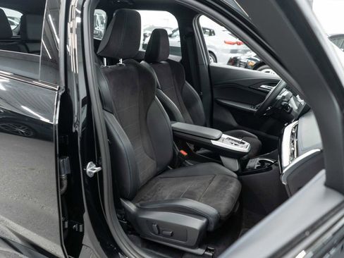 Used 2025 BMW X1 xDrive28i w/ M Sport Line w/ M Sport Package image 10