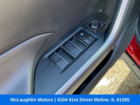 Used 2024 Toyota RAV4 XLE w/ Convenience Package image 25
