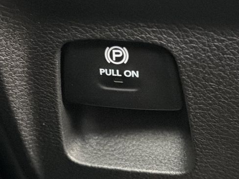 Used 2025 RAM 1500 Tradesman AWD/4WD image 27
