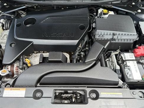 Used 2018 Nissan Altima 2.5 SR FWD image 21