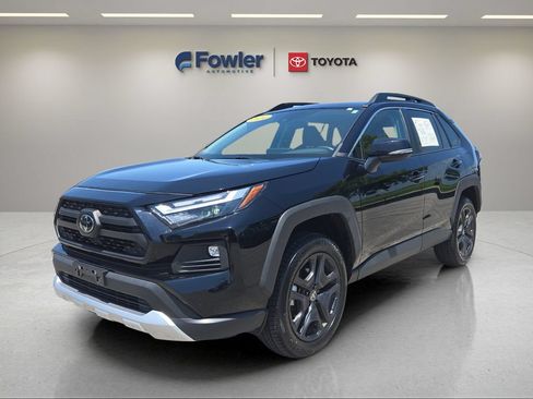 Used 2024 Toyota RAV4 Adventure AWD/4WD image 2