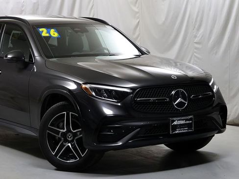 Certified 2026 Mercedes-Benz GLC 300 4MATIC image 2