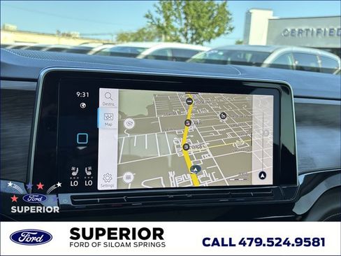 Used 2025 Volkswagen Atlas SEL AWD/4WD image 35