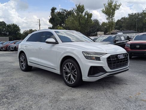 Used 2023 Audi Q8 Premium Plus w/ Premium Plus Package AWD/4WD image 2