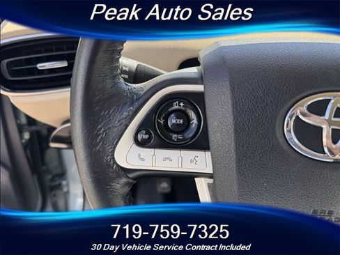 Used 2016 Toyota Prius Three FWD image 16