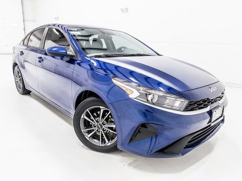 Used 2023 Kia Forte LXS FWD image 10