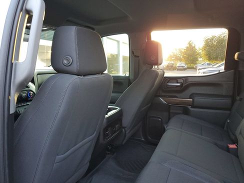 Used 2021 Chevrolet Silverado 1500 LT Trail Boss w/ Bed Protection Package AWD/4WD image 11