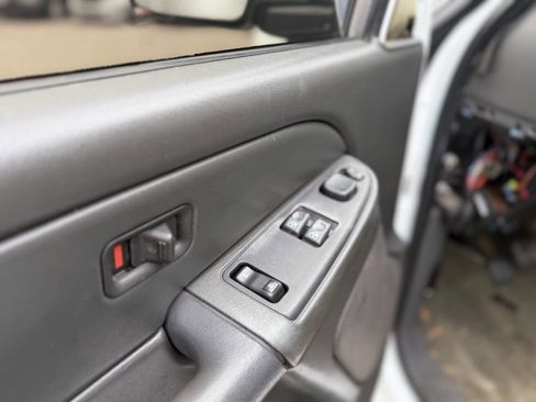 Used 2006 Chevrolet Silverado 1500 LT w/ Onstar Plus Package image 11