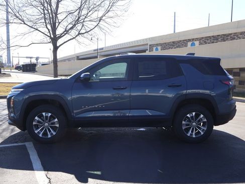 New 2026 Chevrolet Equinox LT w/ Convenience Package II image 4