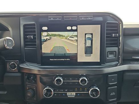 Used 2024 Ford F250 Lariat w/ FX4 Off-Road Package AWD/4WD image 24