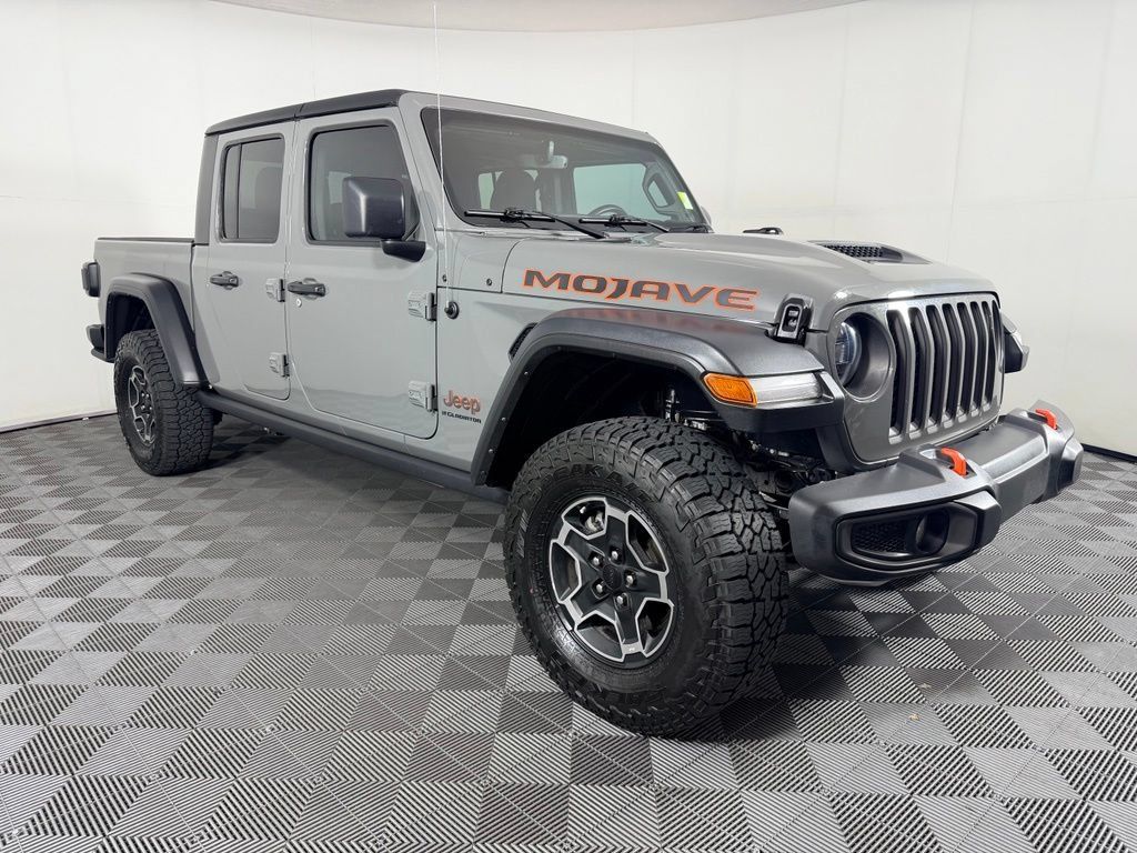 Used 2023 Jeep Gladiator Mojave w/ LED Lighting Group AWD/4WD image 5