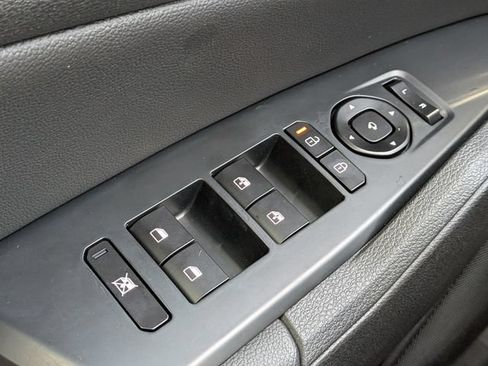 Certified 2026 Kia Sportage SX AWD/4WD image 29