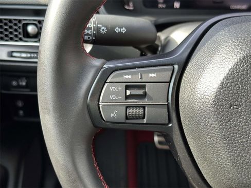 Used 2024 Honda Civic Type R image 9
