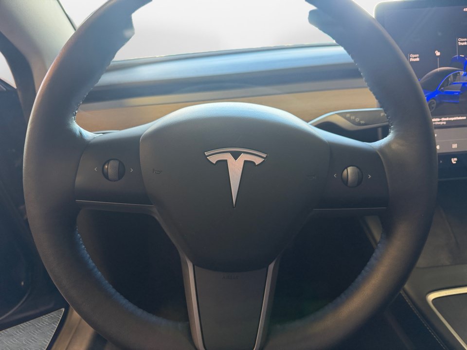 Used 2021 Tesla Model 3 Long Range AWD/4WD image 13