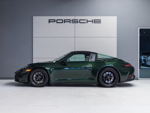 Certified 2026 Porsche 911 Targa 4 GTS AWD/4WD image 2