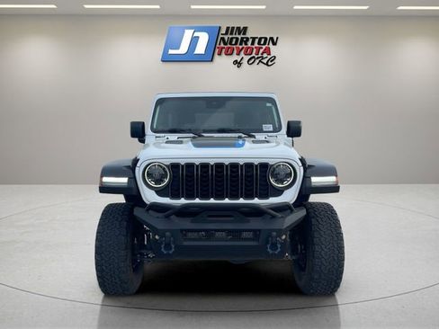 Used 2024 Jeep Wrangler Unlimited Rubicon 4xe AWD/4WD image 2