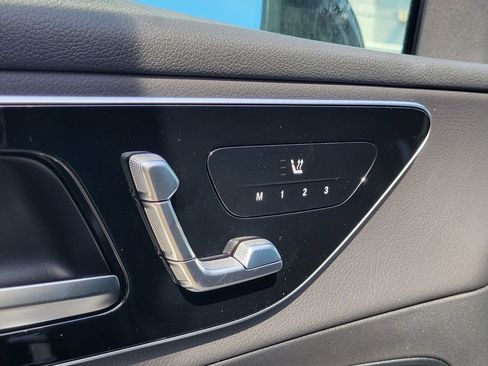 New 2026 Mercedes-Benz GLC 300 4MATIC image 17