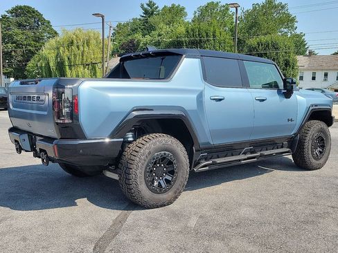 Used 2024 GMC Hummer EV 3X w/ Omega Edition AWD/4WD image 4