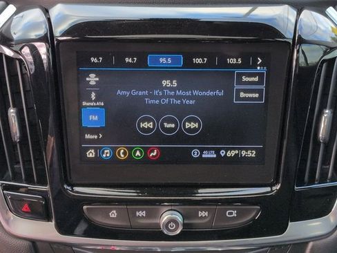 Used 2020 Chevrolet Traverse Premier w/ Redline Edition image 11