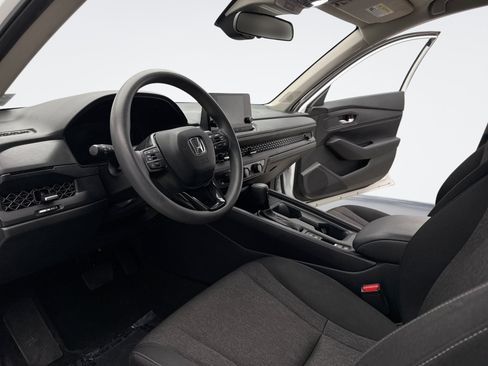 Used 2024 Honda Accord EX image 12