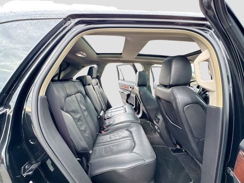 Used 2014 Lincoln MKX AWD w/ Equipment Group 102A image 25