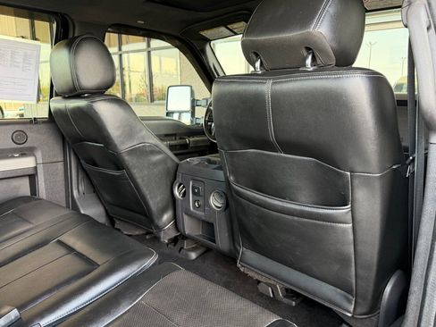 Used 2016 Ford F350 Lariat w/ Lariat Ultimate Package AWD/4WD image 29
