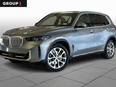 New 2026 BMW X5 xDrive40i w/ Premium Package image 1