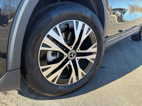 Certified 2025 Mercedes-Benz GLA 250 4MATIC image 11