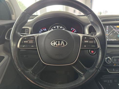 Used 2019 Kia Sorento SX FWD image 27