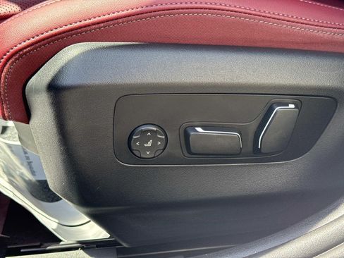Certified 2026 BMW 540i xDrive AWD/4WD image 19