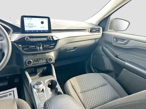 Certified 2025 Ford Escape Active AWD/4WD image 23