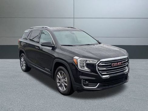 Used 2024 GMC Terrain SLT image 8